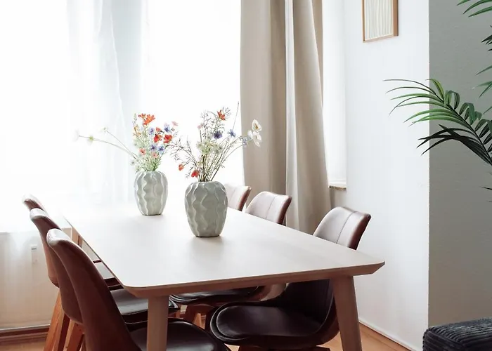 Апартаменты Altbaujuwel Auf Dem Kassberg, Sonniger Balkon, Wifi, Ruhig, Modern Хемниц